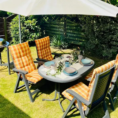 Frey Am Duenenpark Mit Saisonstrandkorb Und Garten
